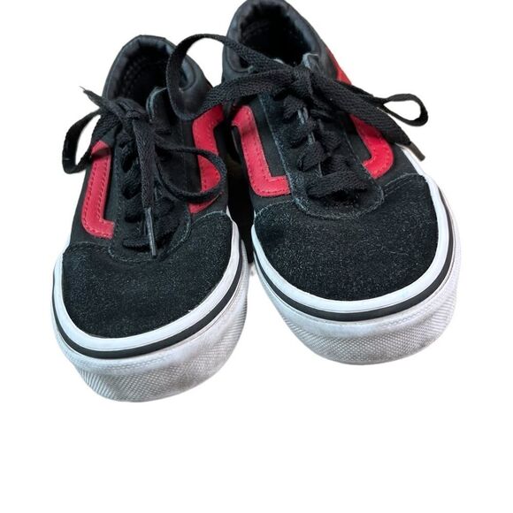 Vans Off The Wall Low Top Skull Sneakers - Picture 4 of 13